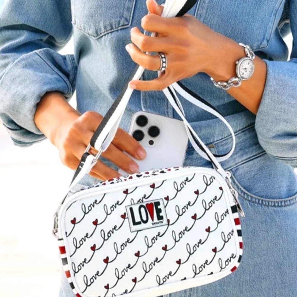 Stylish White Love Print Crossbody Bag